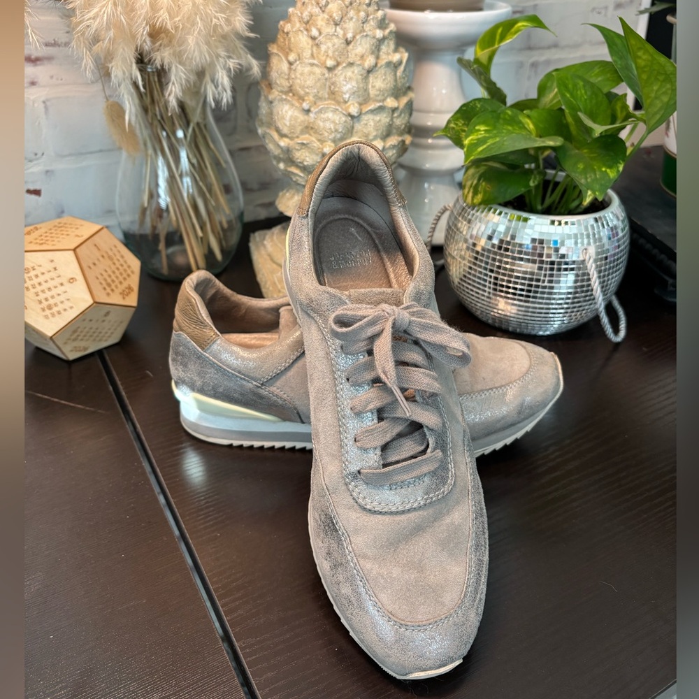 Johnston & Murphy Jules Sneaker